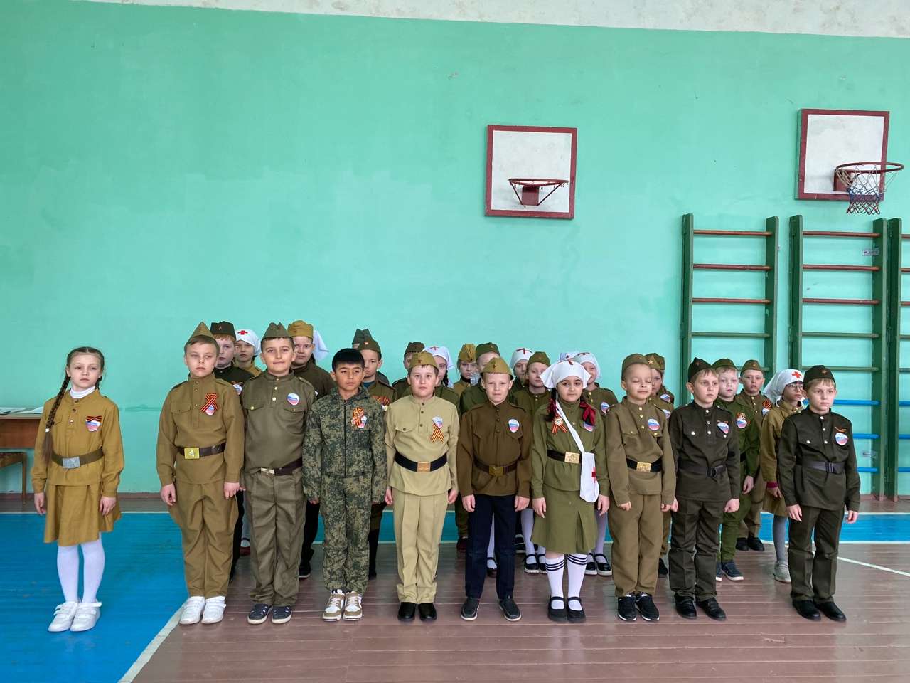 Смотр строя и песни.