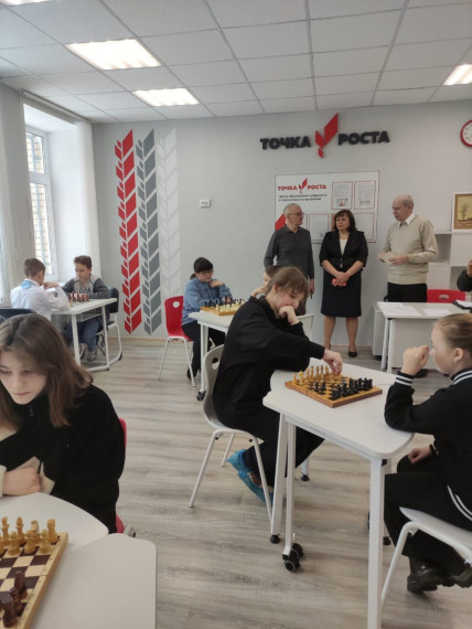 Шахматный турнир среди школьных команд Гагаринского района.